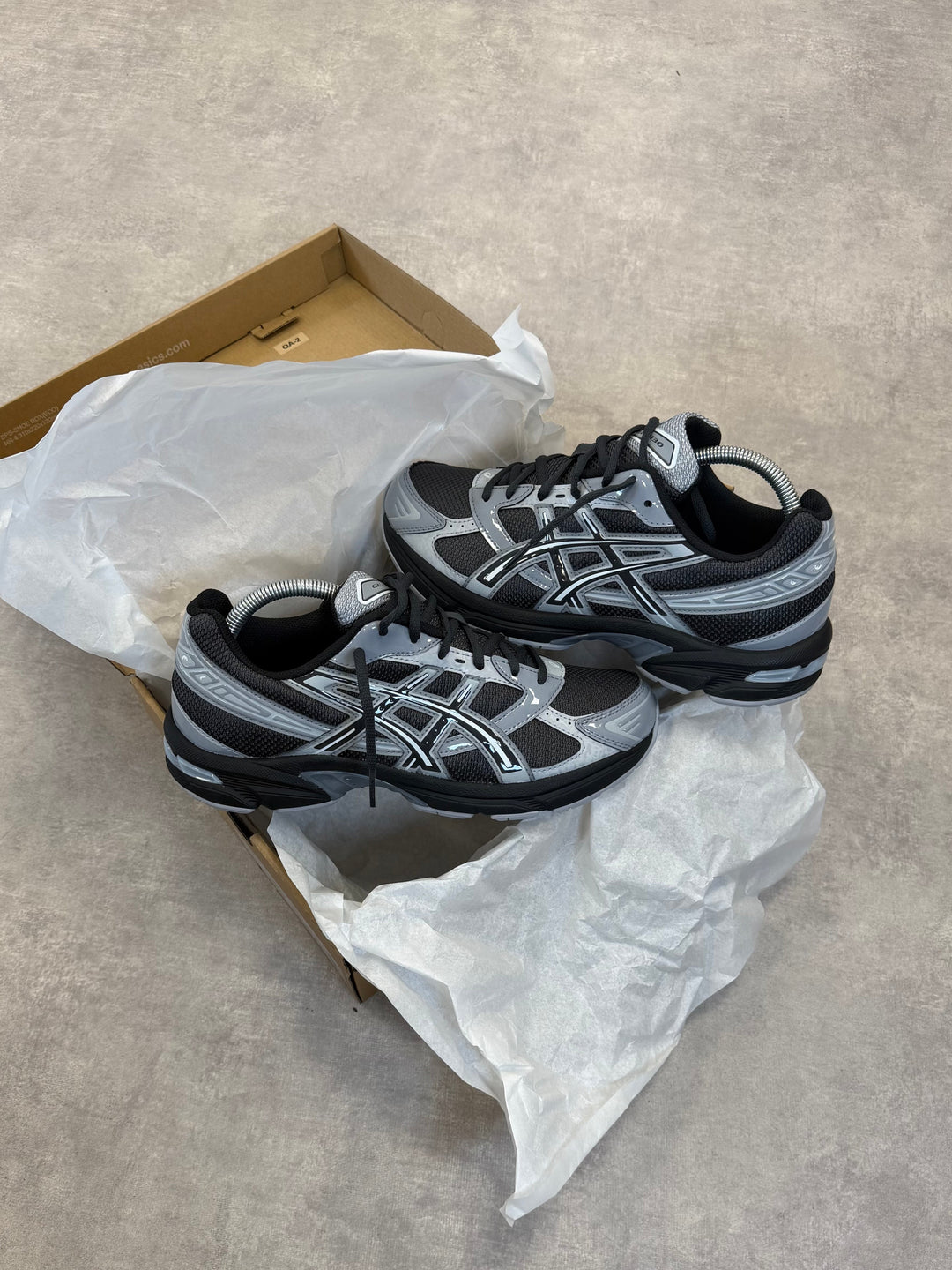 ASICS Gel-1130 – Graphite Grey / Gravel