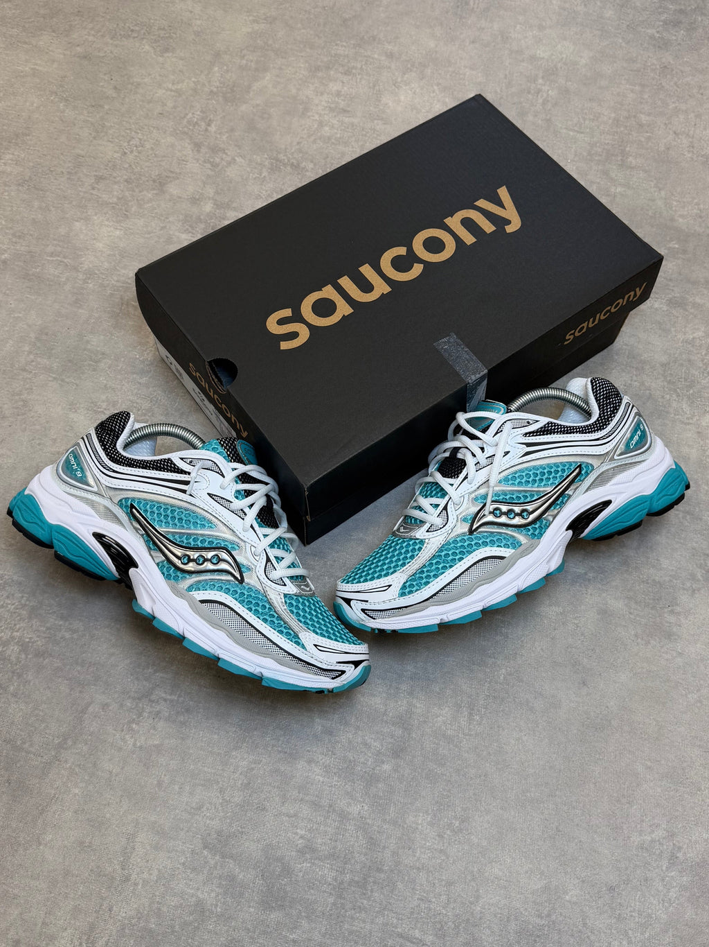 SAUCONY PROGRID OMNI 9 TRANQUIL BLUE