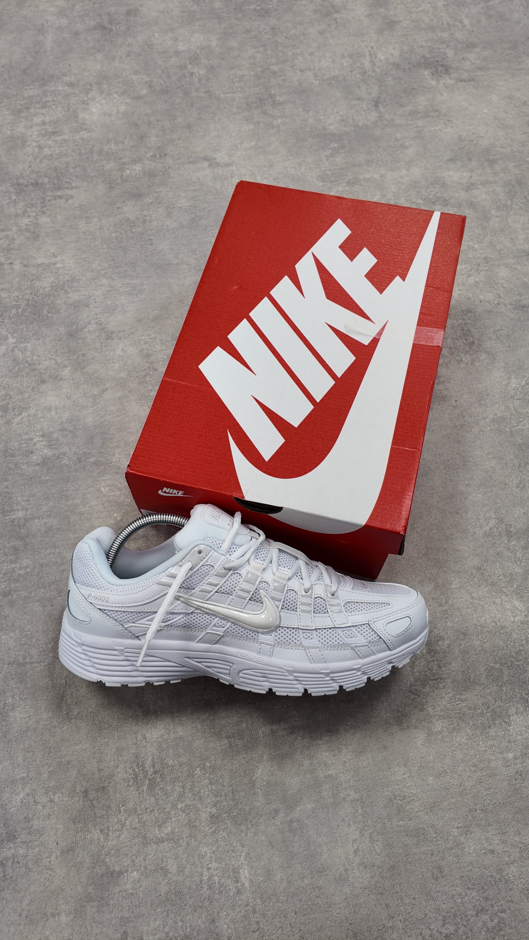 NIKE P-6000 TRIPLE WHITE
