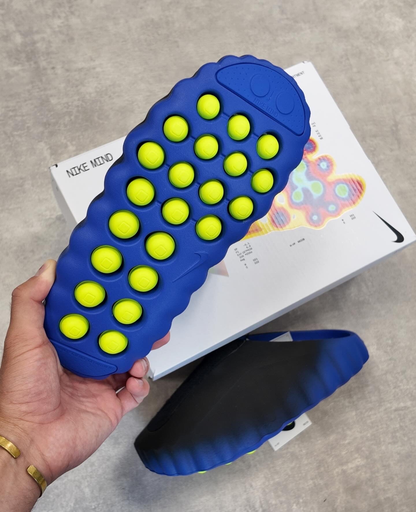 NIKE MIND 001 FLYKNIT HYPER ROYAL