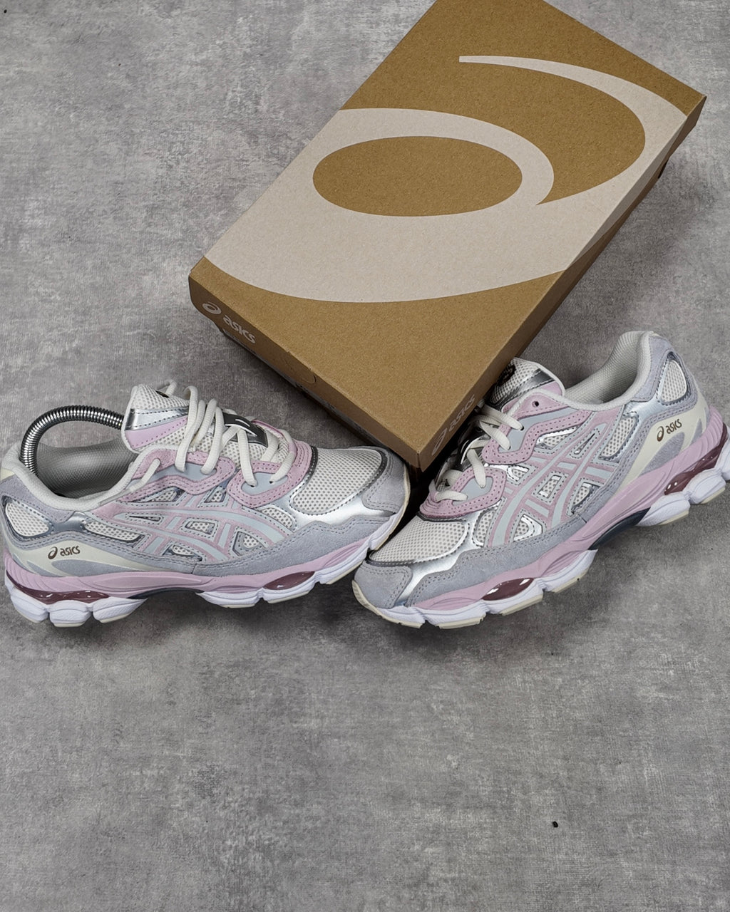 ASICS GEL-NYC CONCRETE/BARELY ROSE