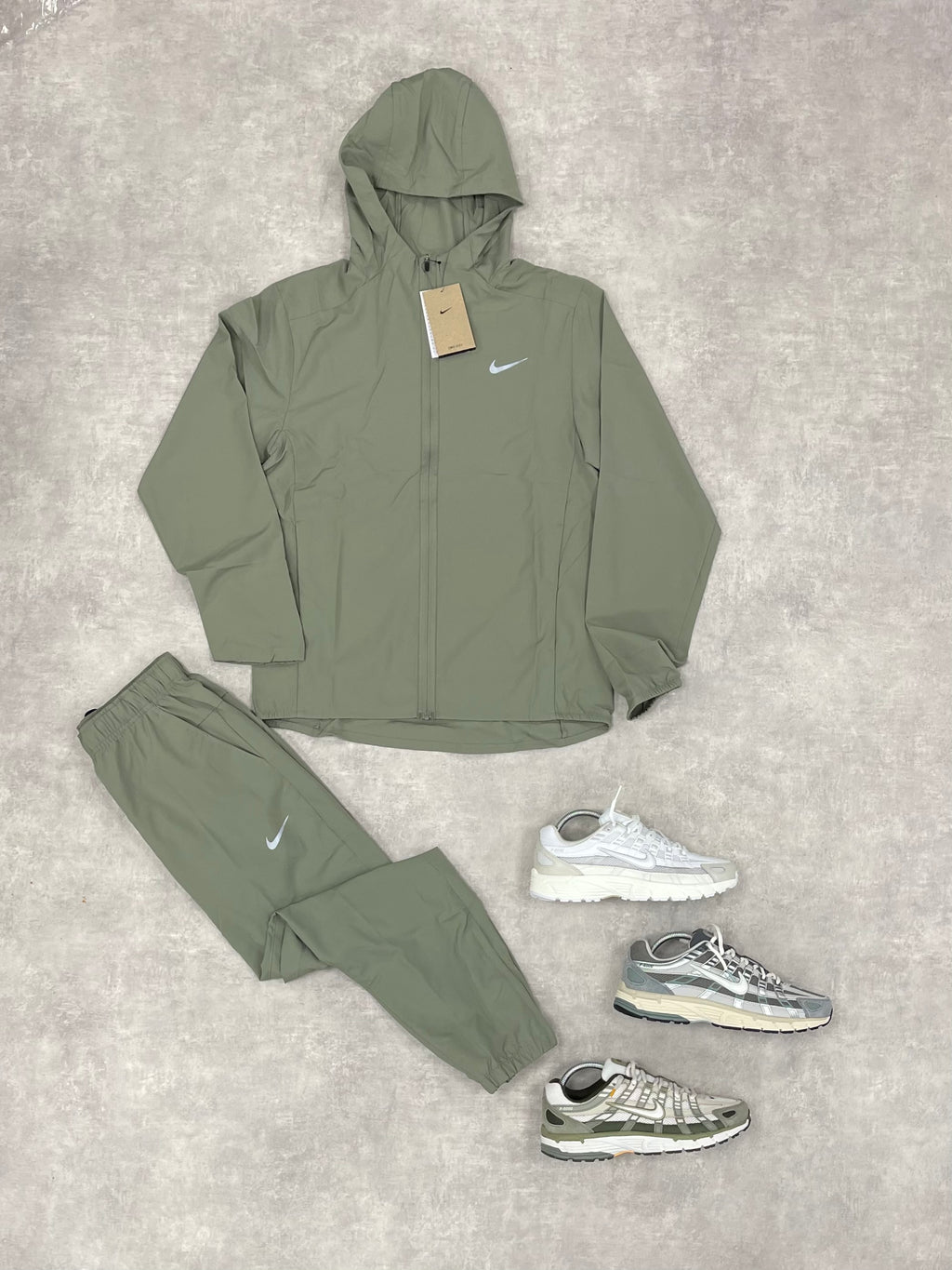 NIKE DRI FIT ZIP UP WINDBREAKER - KHAKI