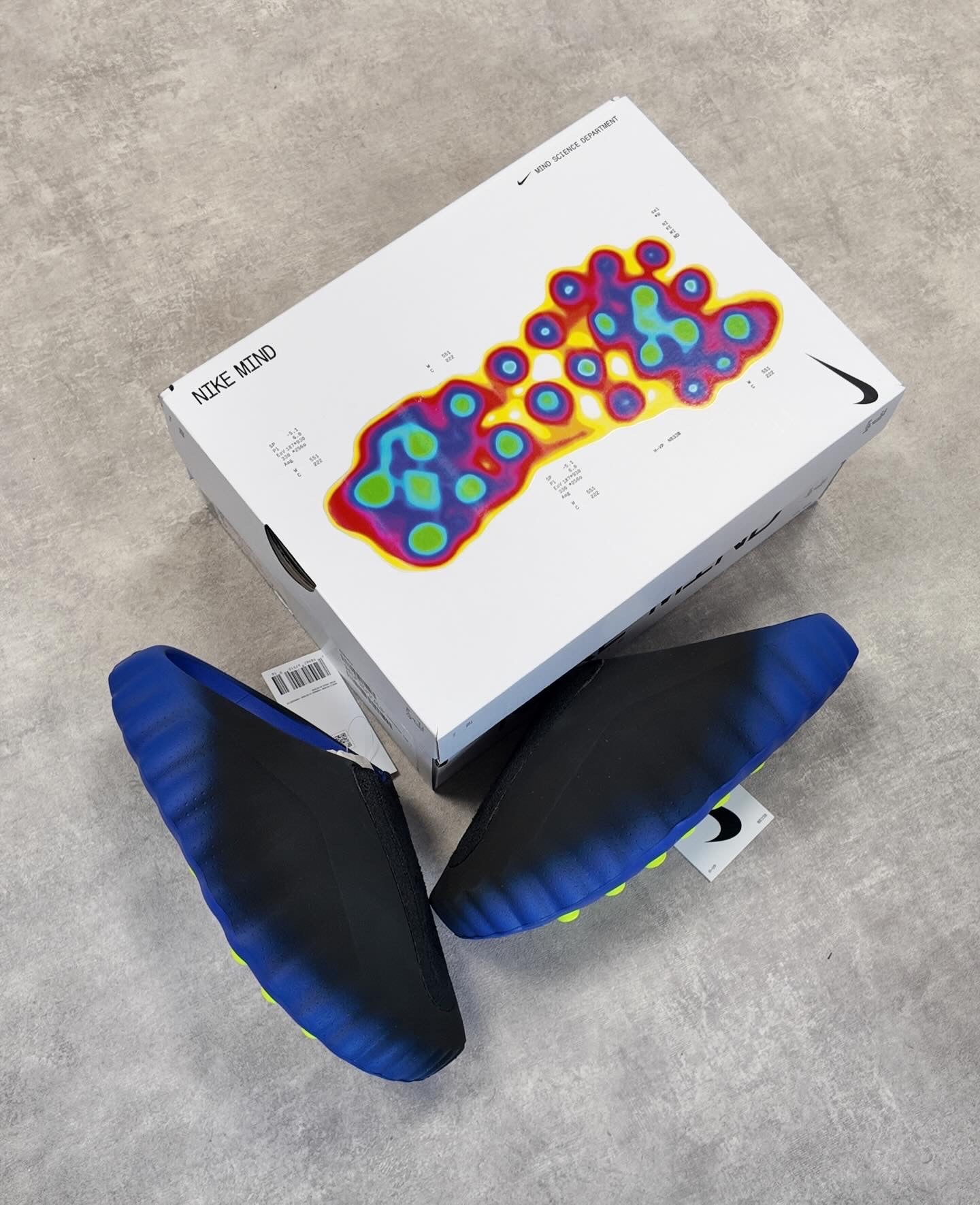 NIKE MIND 001 FLYKNIT HYPER ROYAL