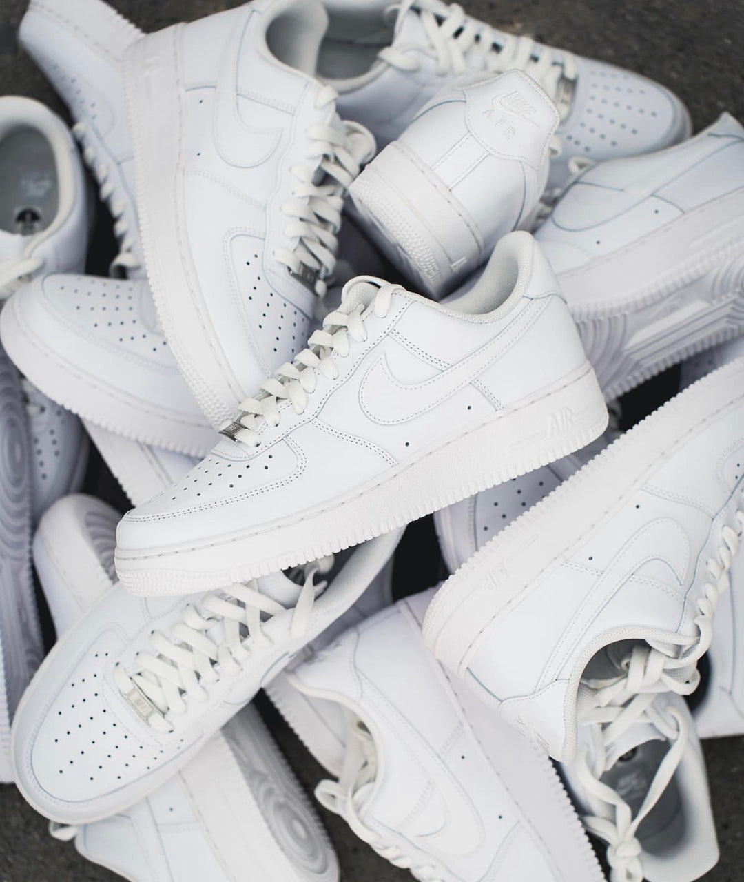 Nike Air Force 1 Low &