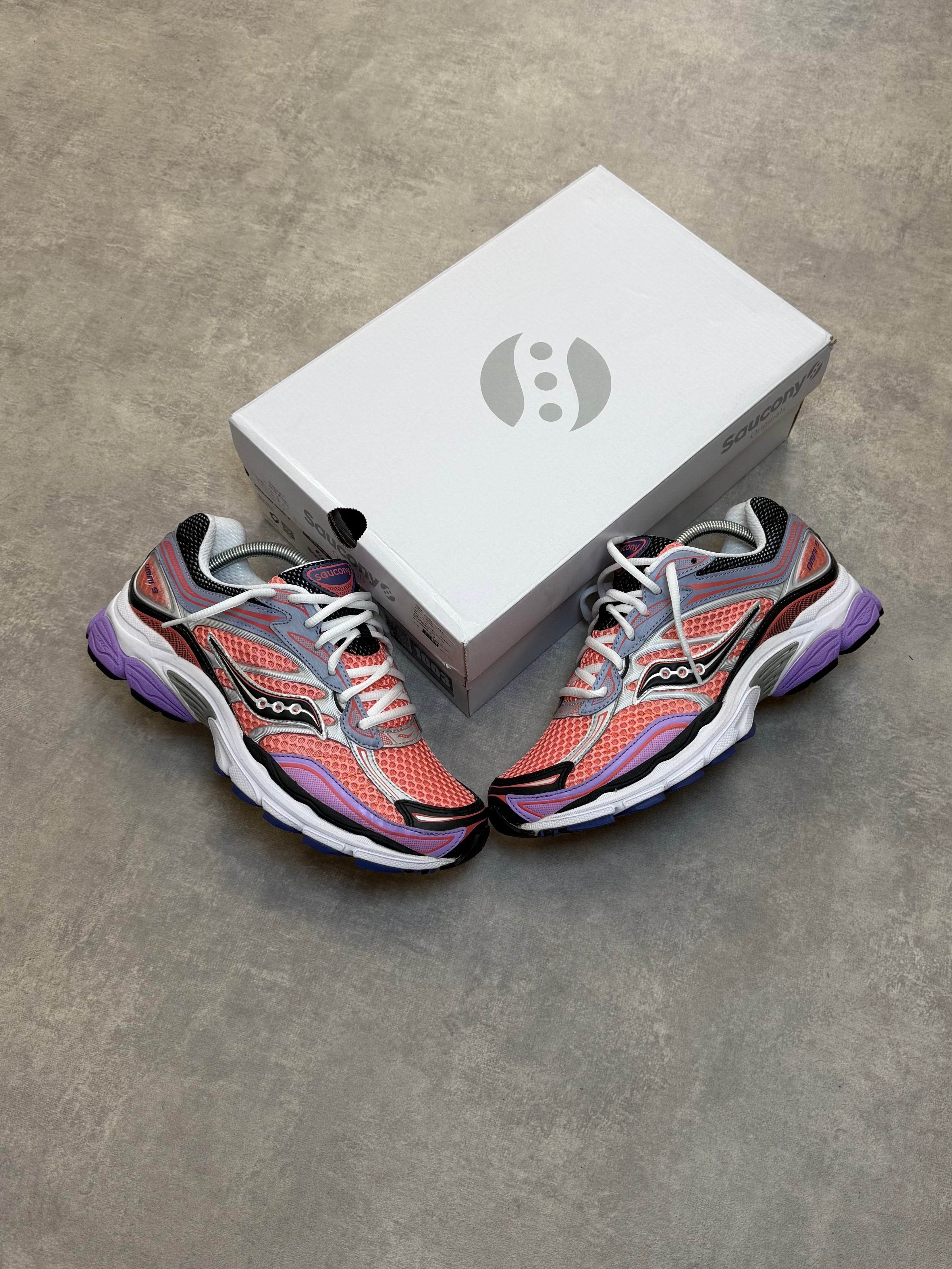 SAUCONY PROGRID OMNI 9  PINK/PURPLE
