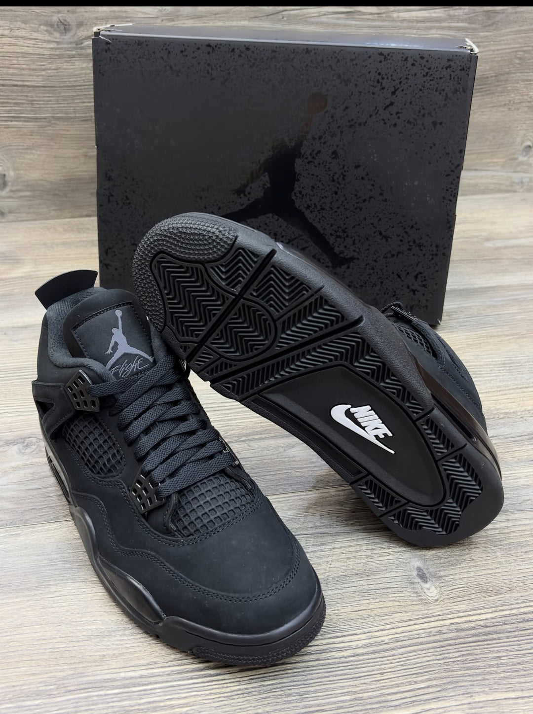 Air Jordan 4 Retro – Black Cat (2025)