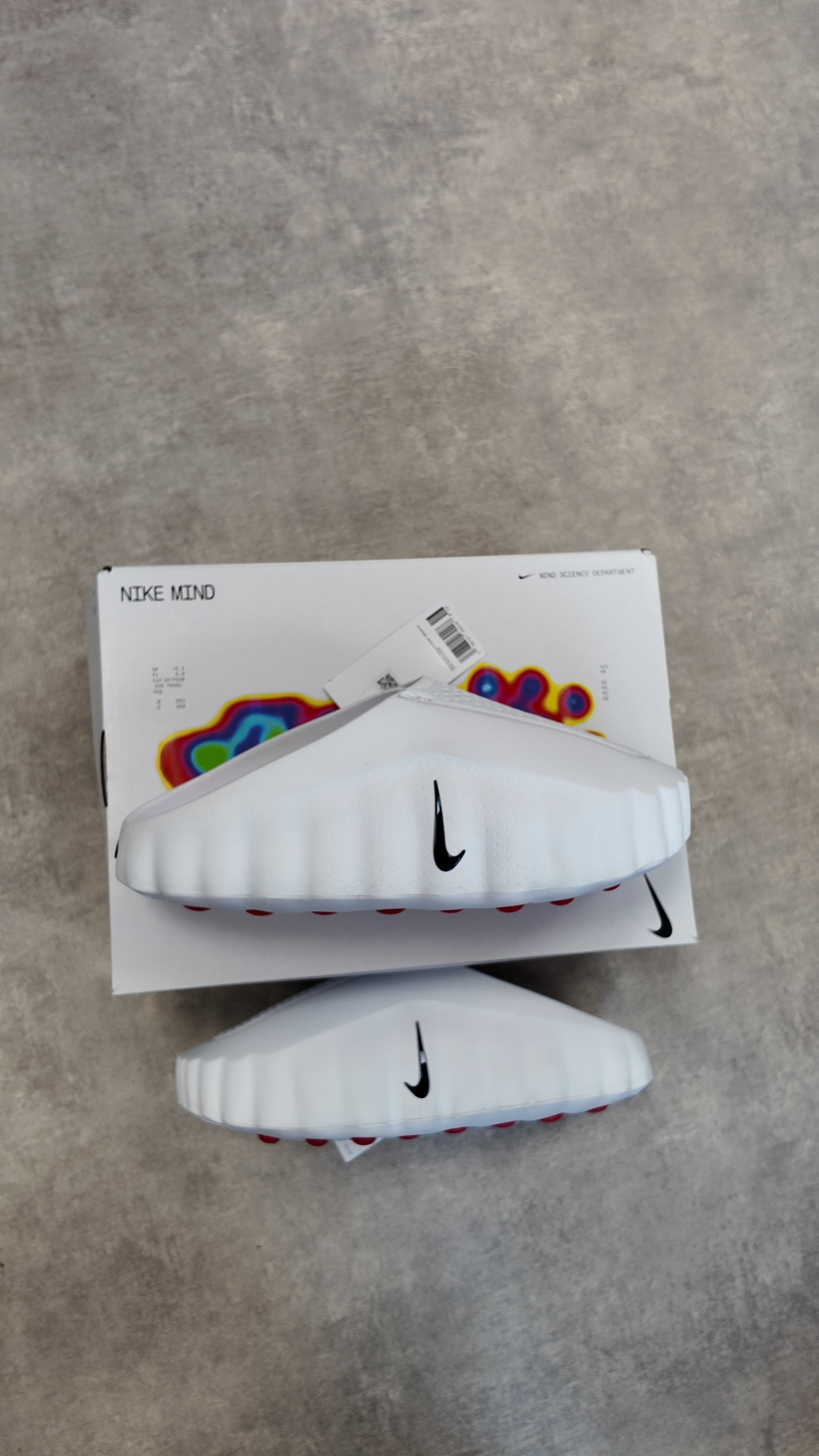 NIKE MIND 001 WHITE SPEED RED