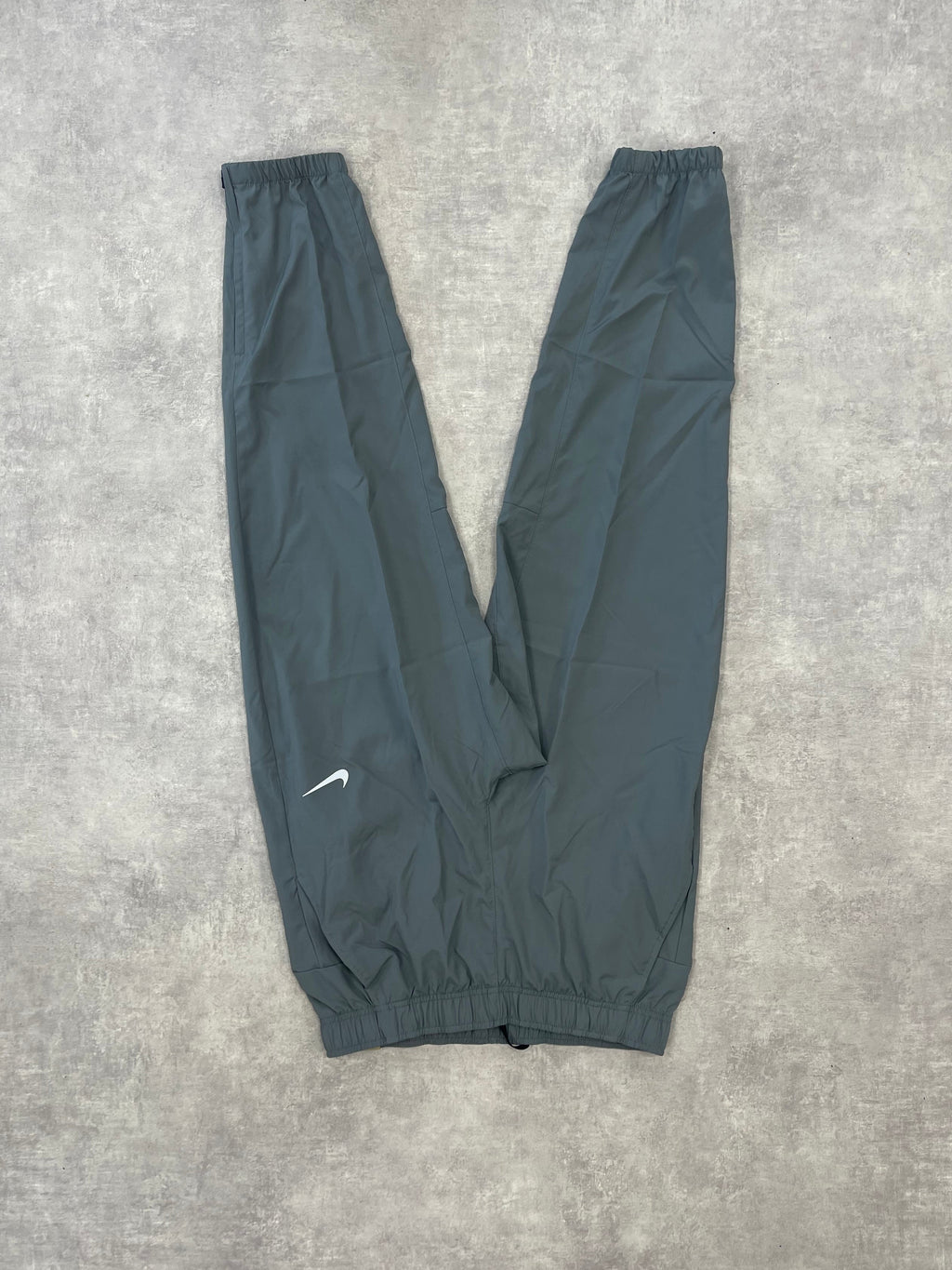 NIKE DRI FIT BOTTOMS -GREY