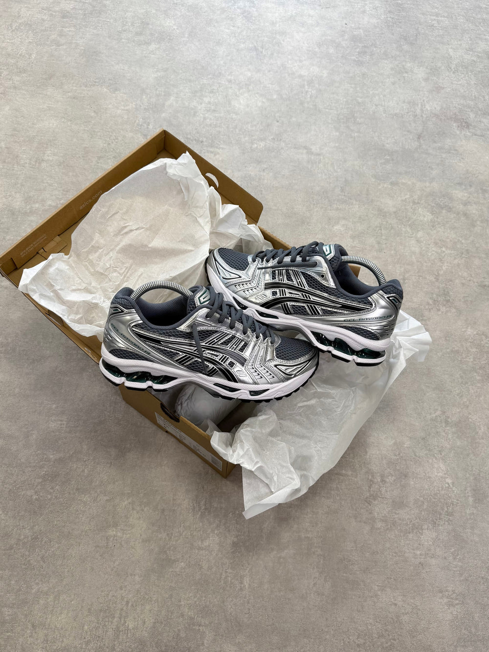 ASICS Gel-Kayano 14 – Metropolis / Jasper Green