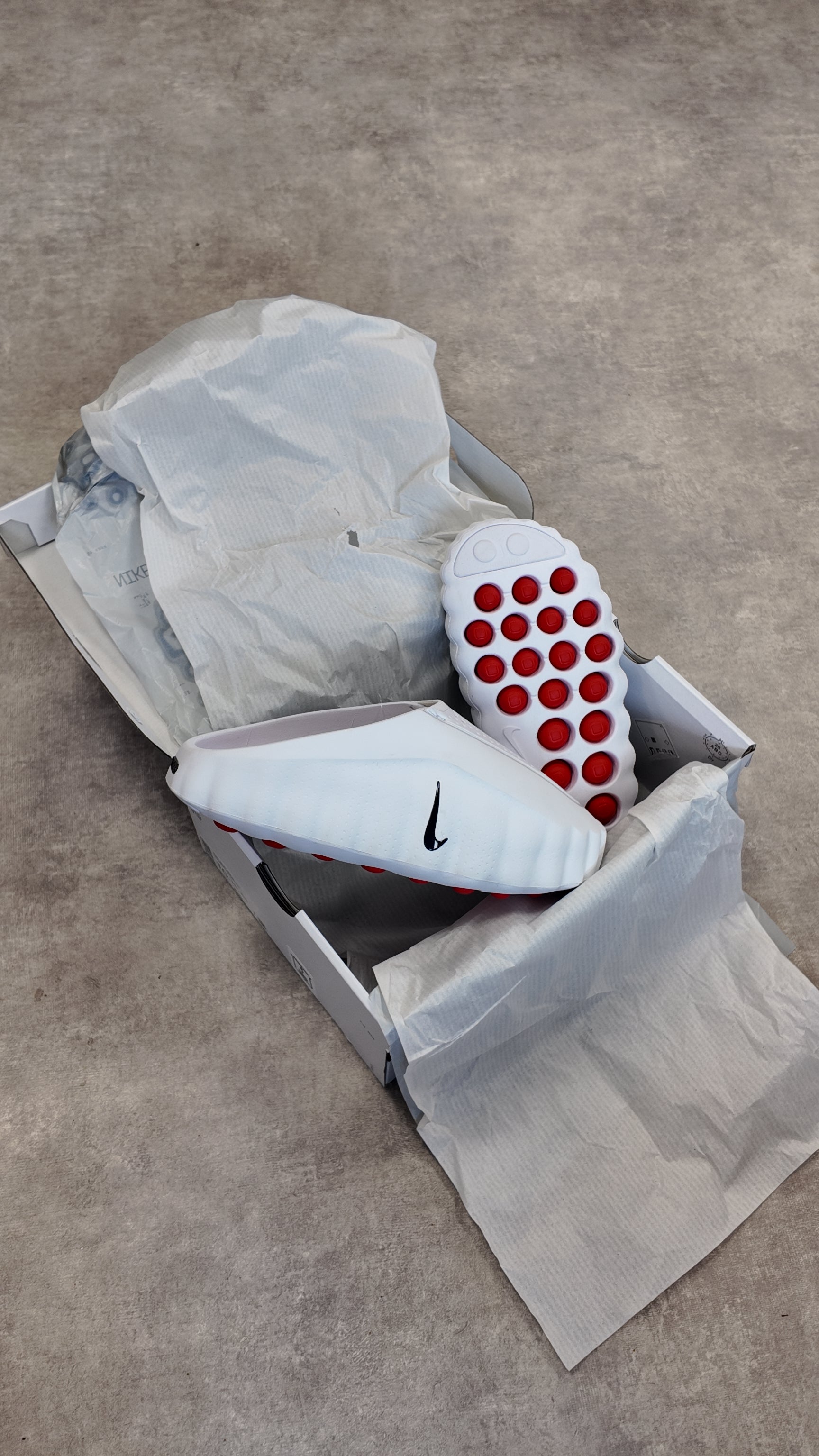NIKE MIND 001 WHITE SPEED RED
