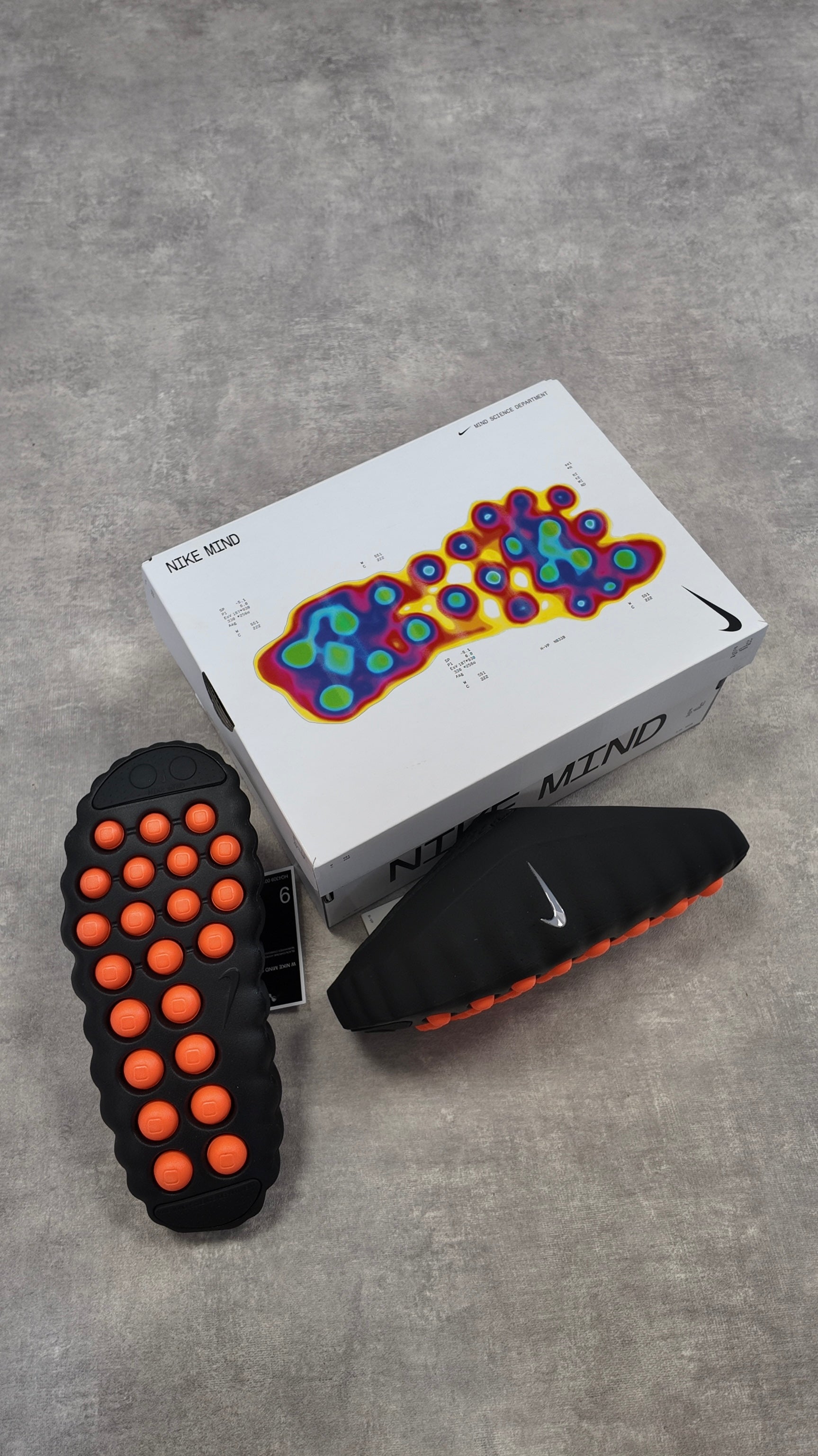 NIKE MIND 001 BLACK