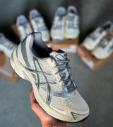 Asics Gel Runners Cream Grey