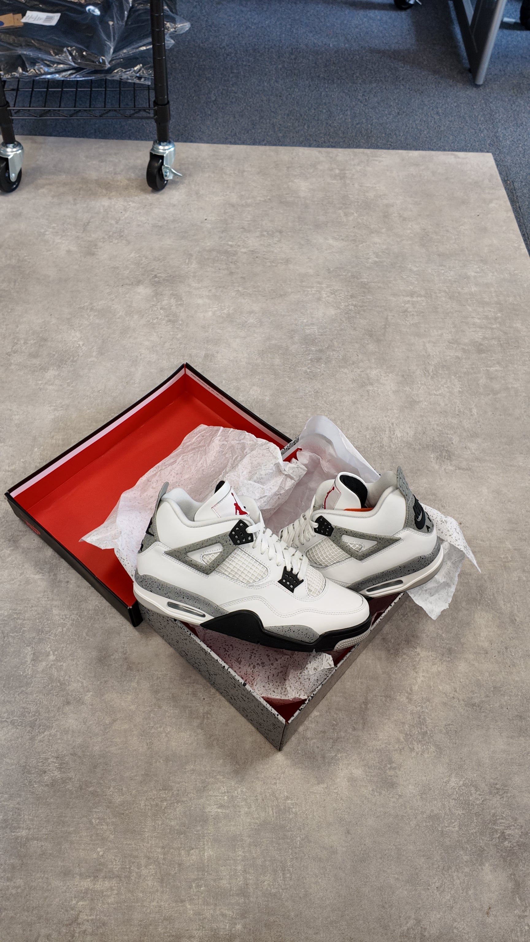 Air Jordan 4 white cement