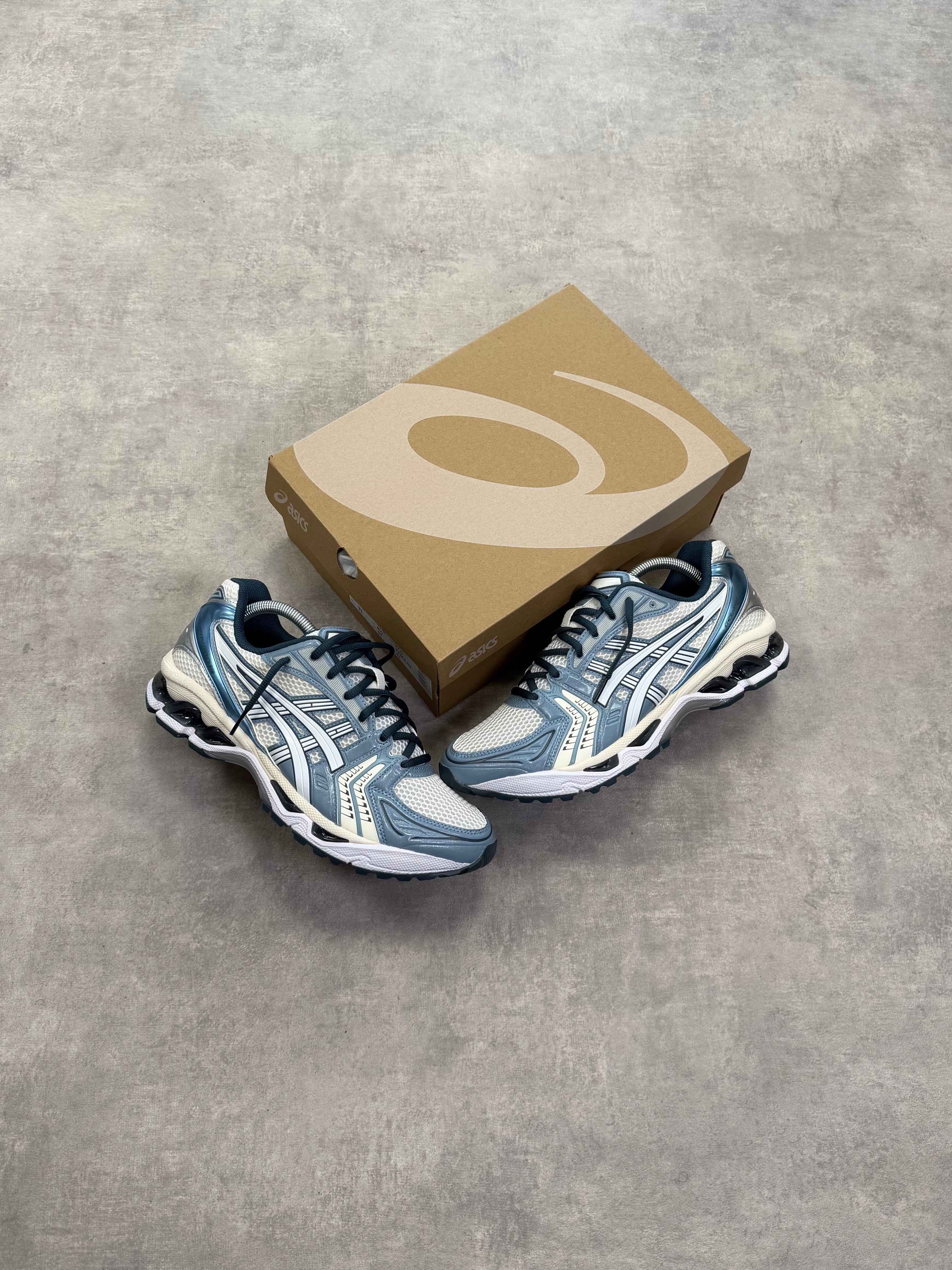ASICS GEL-KAYANO 14 CREAM/RAW INDIGO