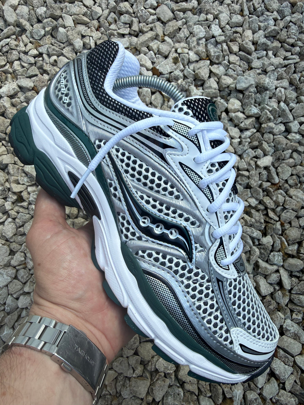 SAUCONY PROGRID OMNI 9 OG PINE GREEN SILVER