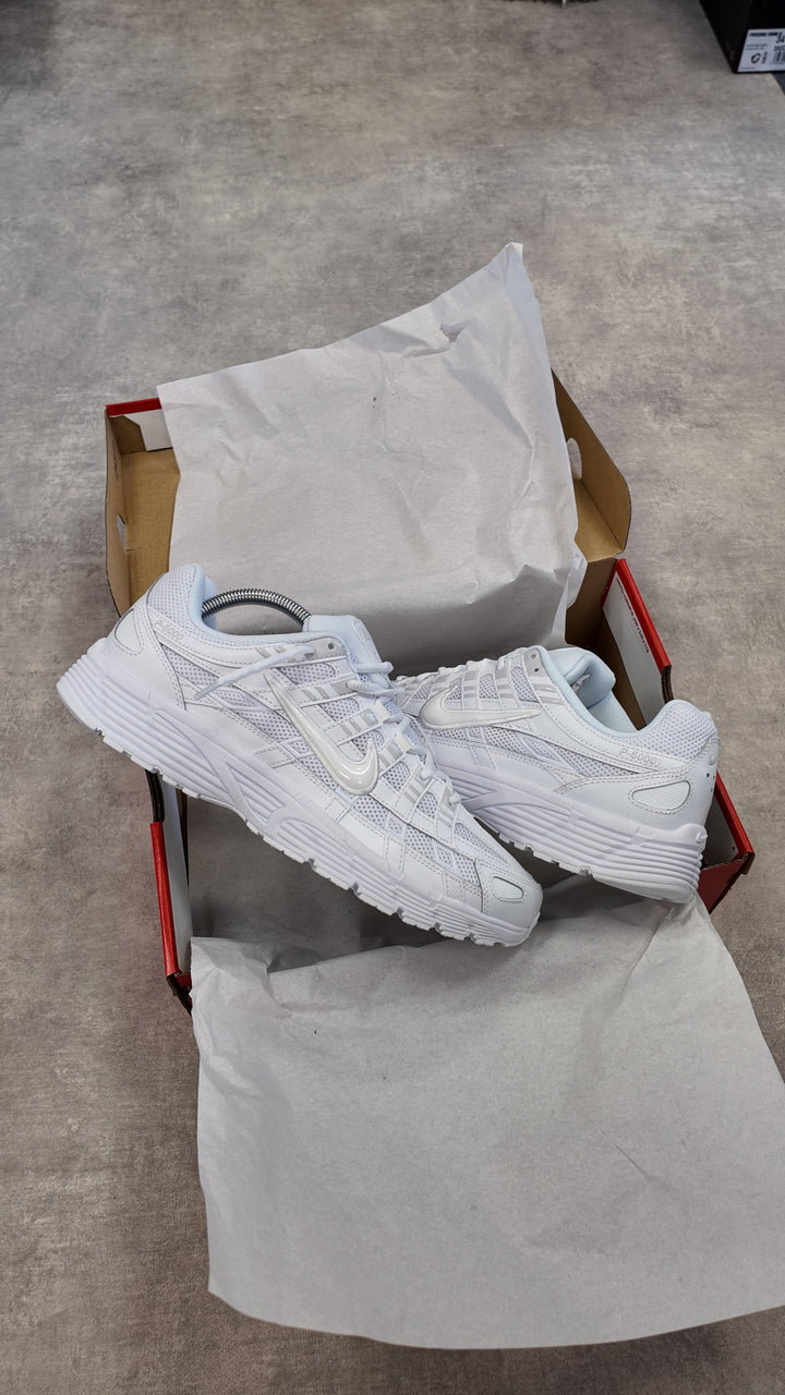 NIKE P-6000 TRIPLE WHITE