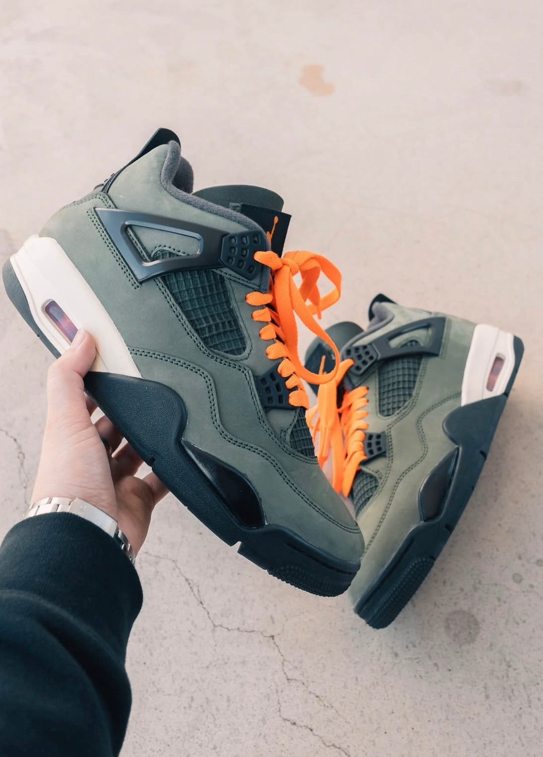 Air Jordan 4 Retro x Undefeated