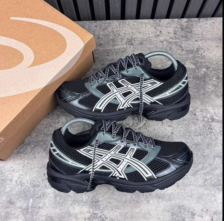ASICS Gel-1130 – Black / Glacier Grey