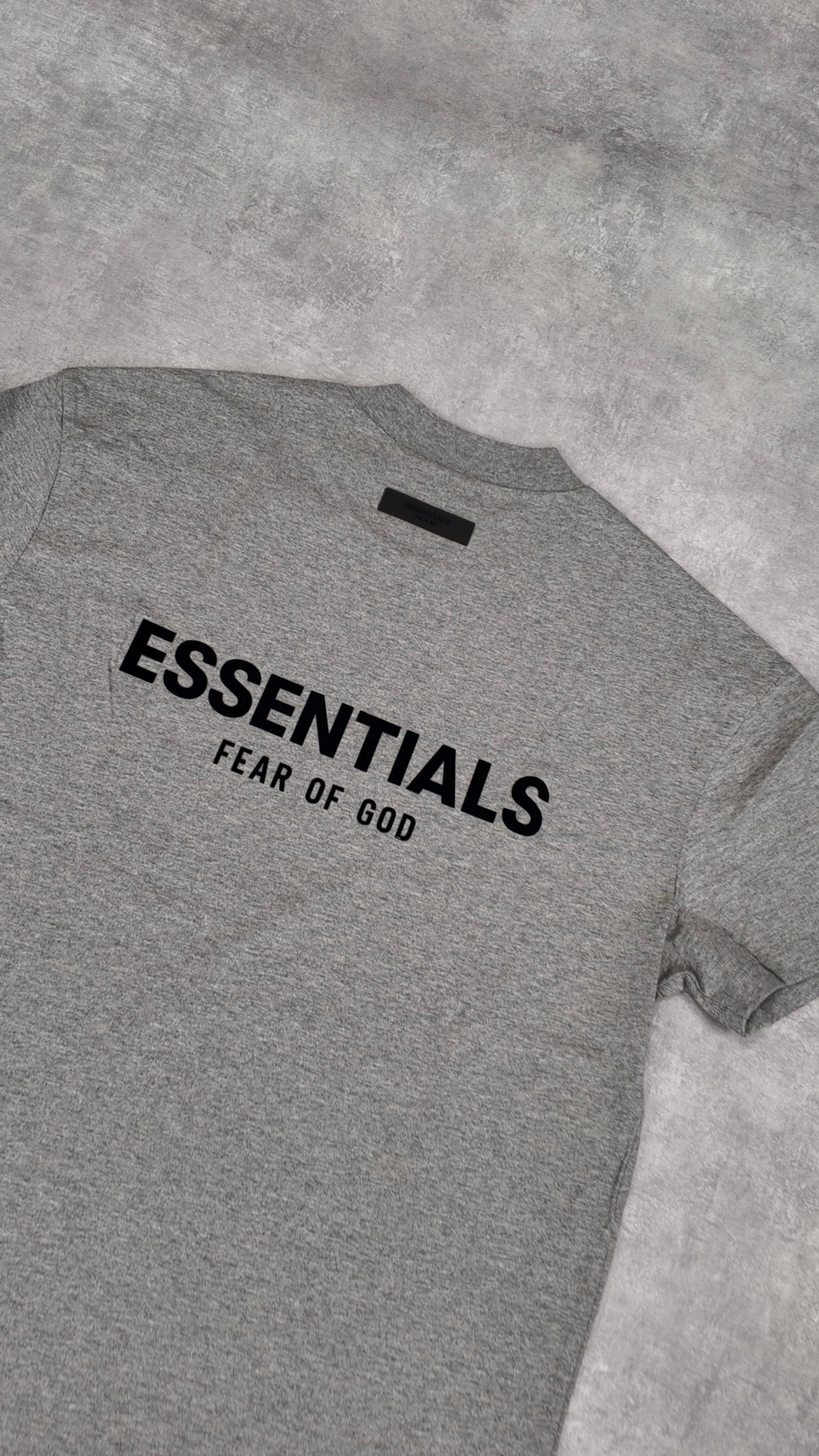 ESSENTIALS FEAR OF GOD  DARK OATMEAL-SHIRT- SS22