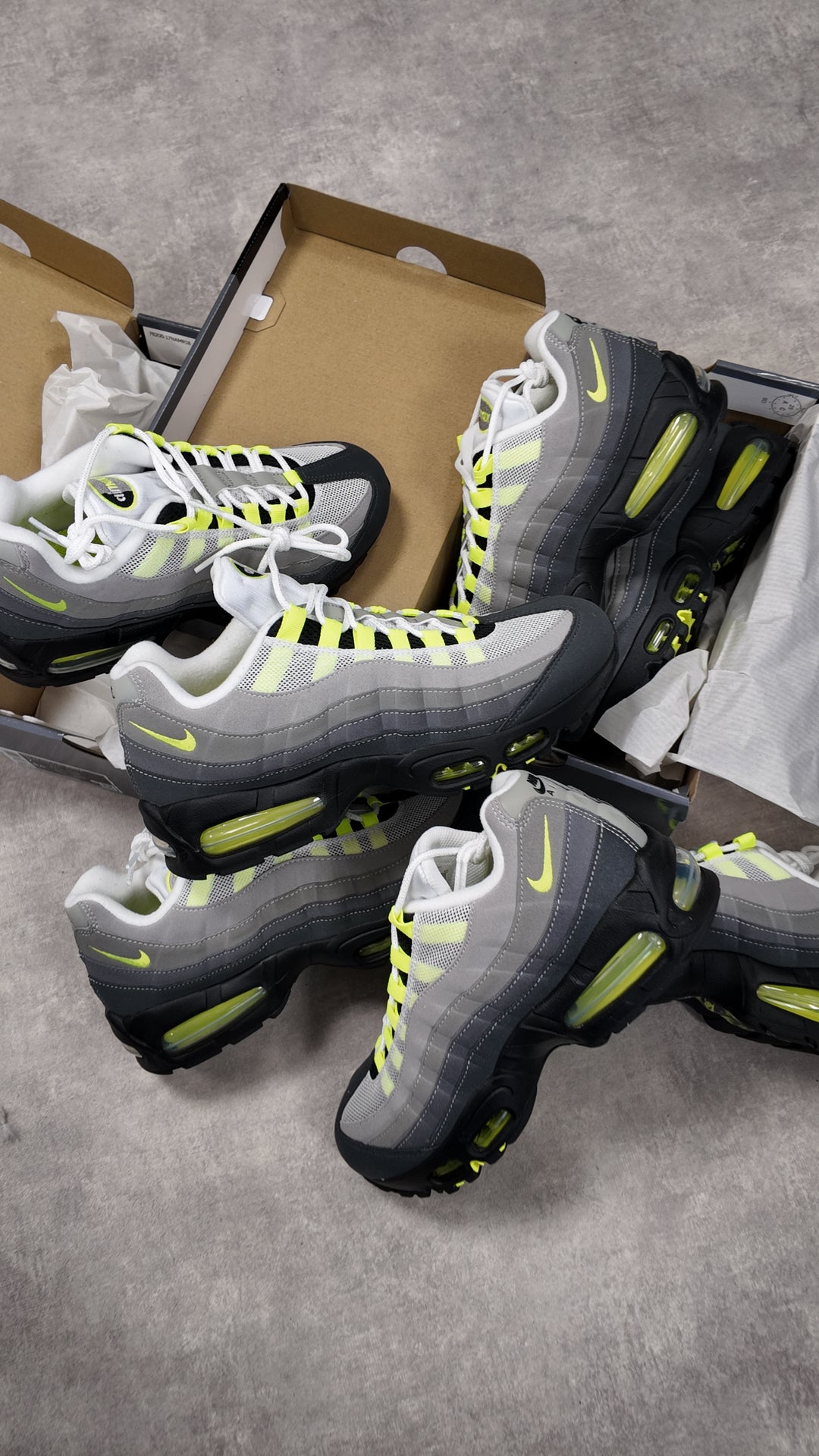 Nike Air Max 95 – Neon