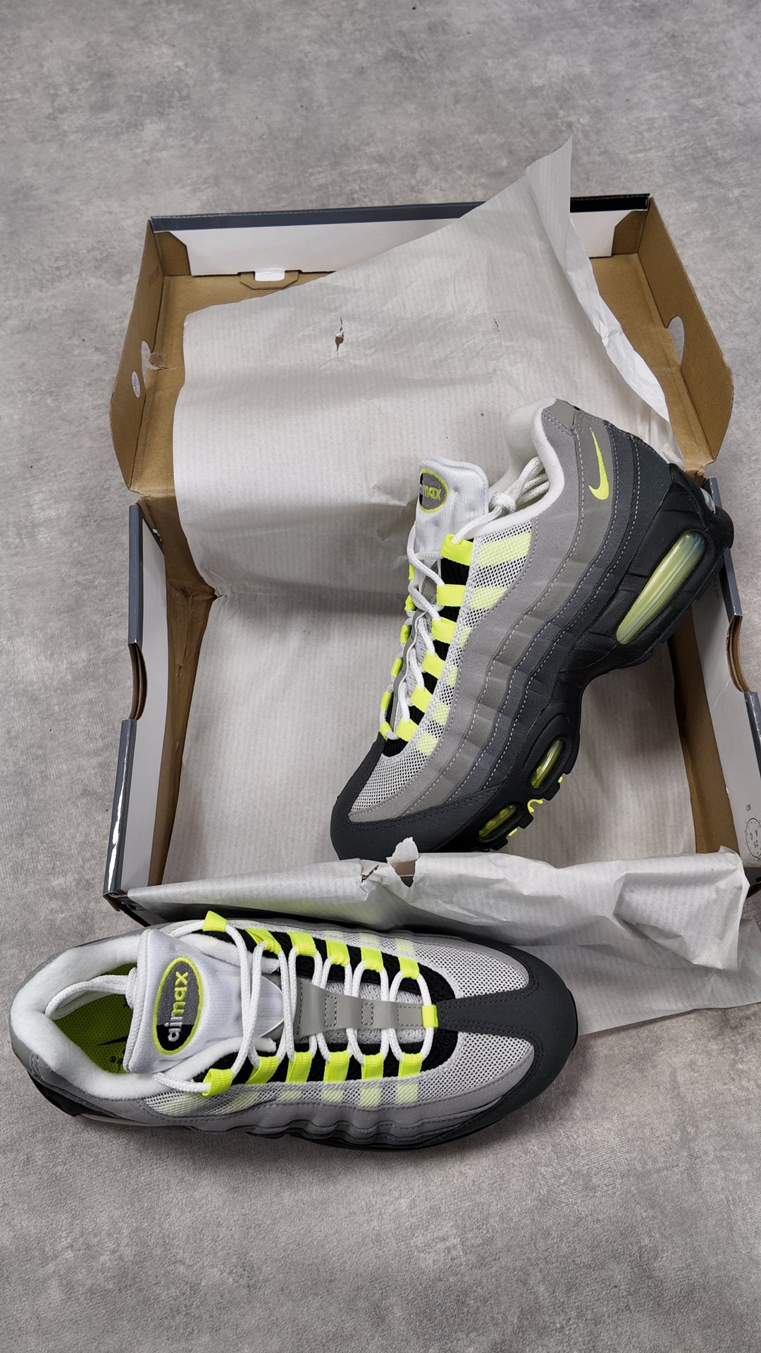 Nike Air Max 95 – Neon