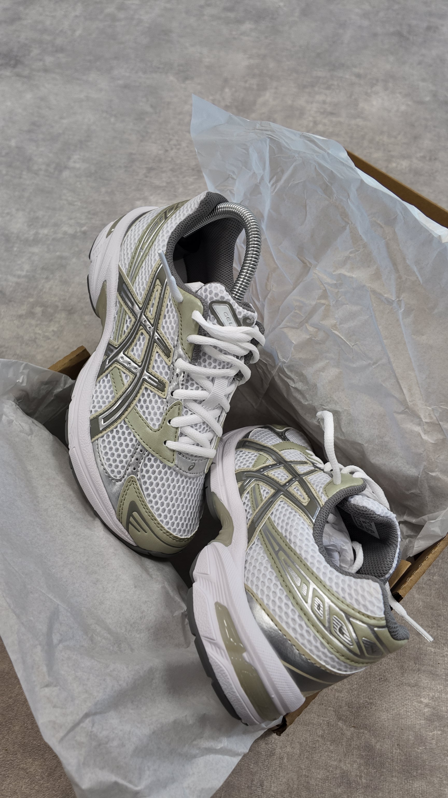 ASICS GEL-1130  WHITE/LEAF GREEN