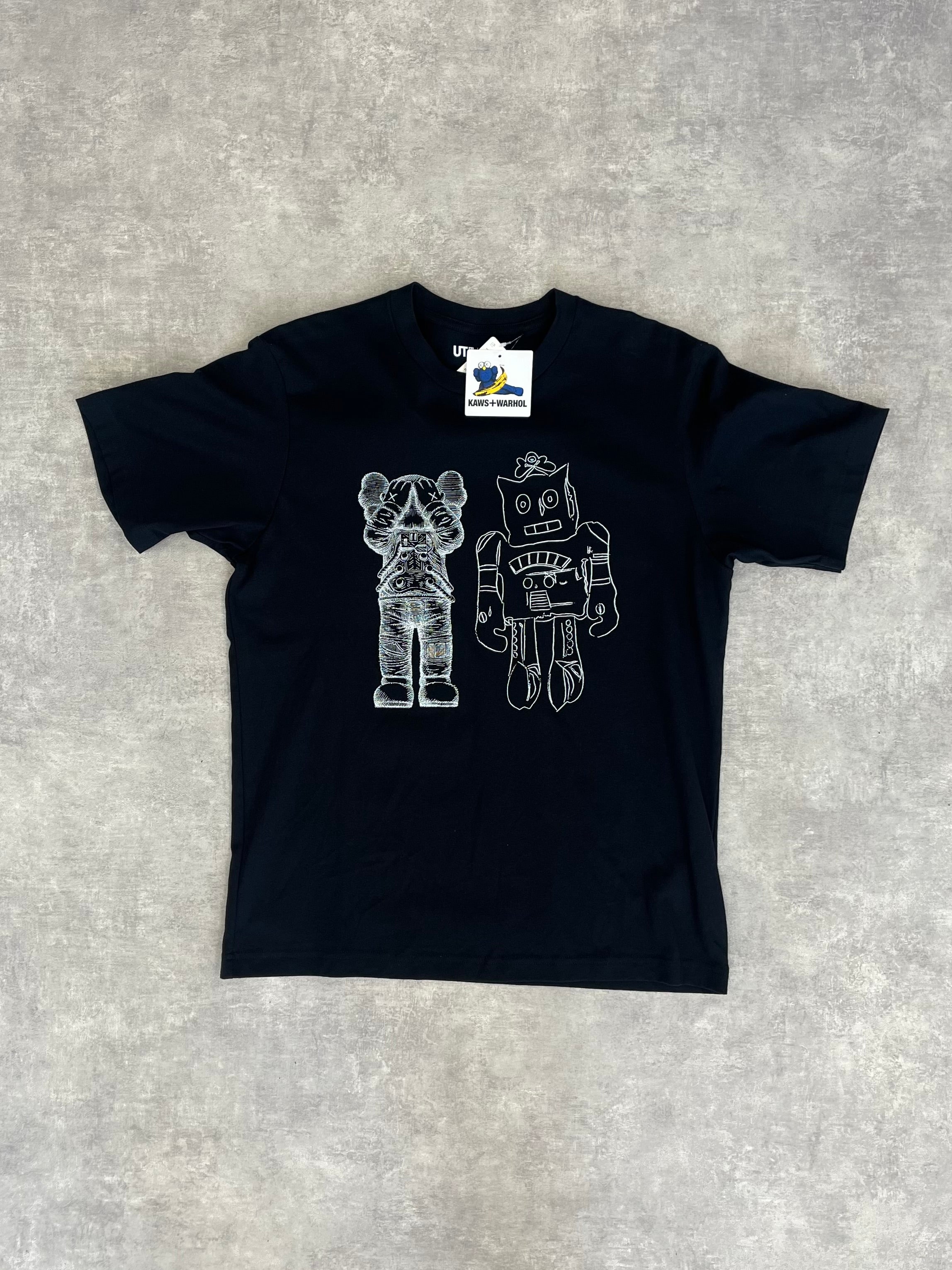 KAWS x WARHOL UNIQLO UT GRAPHIC T-SHIRT - BLACK