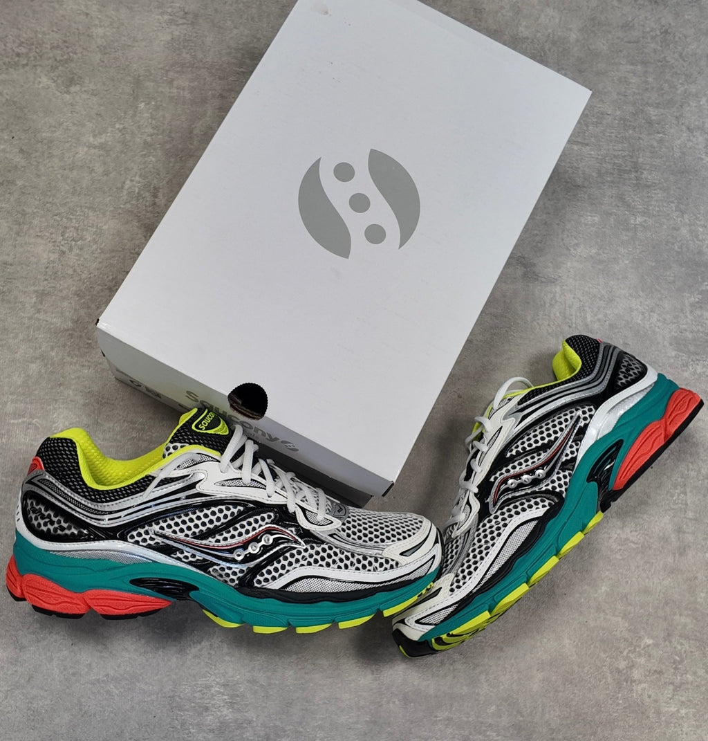 SAUCONY PROGRID OMNI 9 - MUTANT
