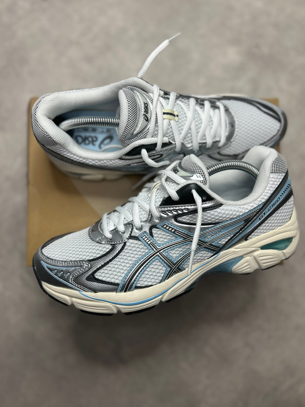 ASICS GT-2160 – White / Blue / Silver