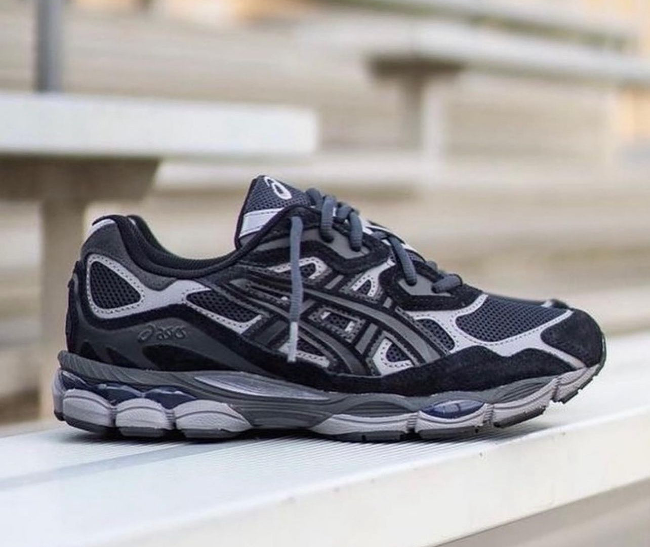 Asics Gel NYC black graphite grey – Ironsoles