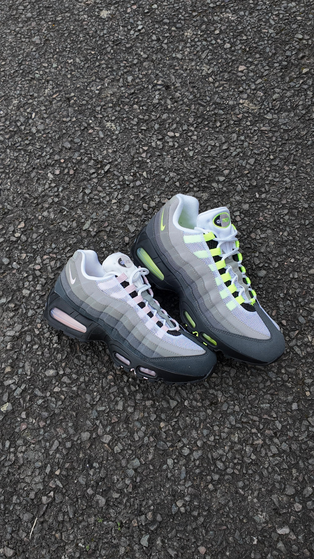 AIR MAX 95 NEON