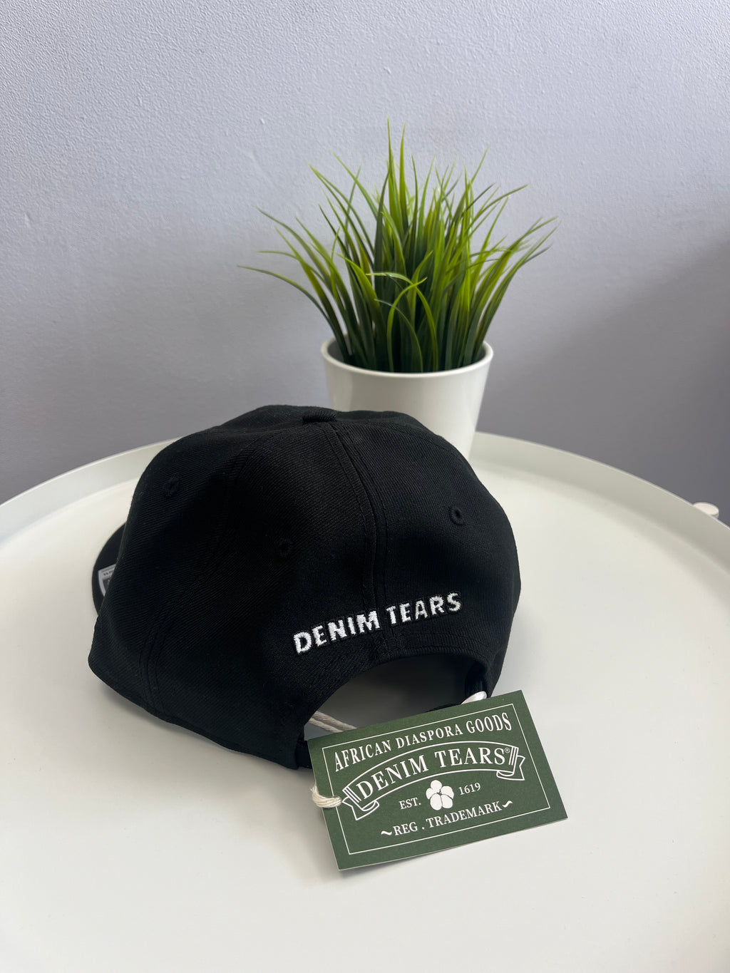 Denim Tears peace Wreath SnapBack Cap Black