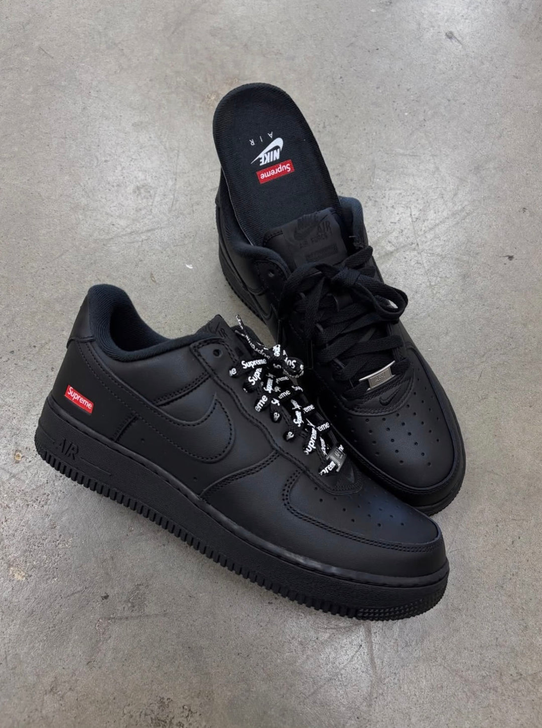 Nike Air Force 1 Low x Supreme – Black