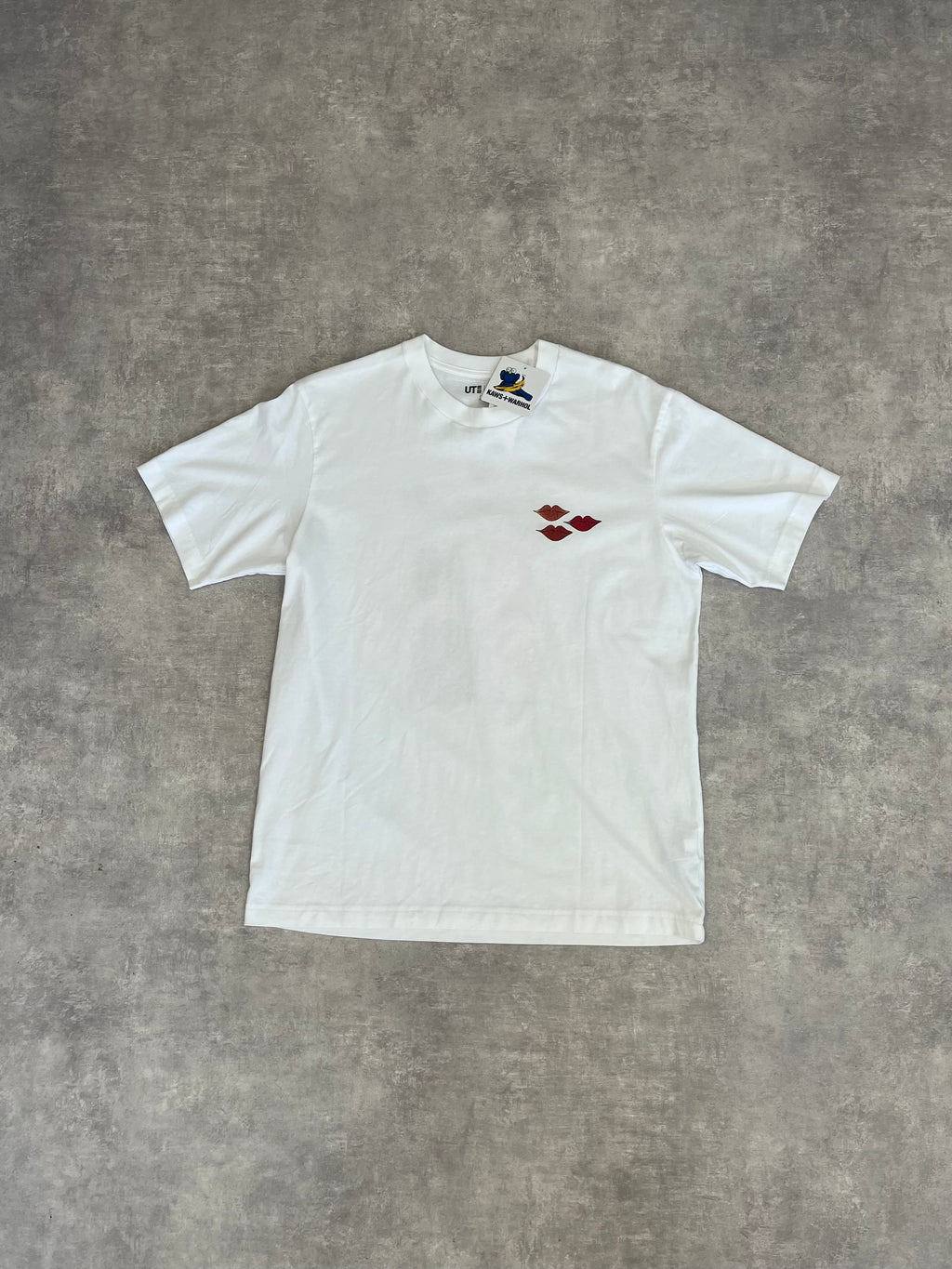 KAWS x WARHOL UNIQLO UT GRAPHIC T-SHIRT - White Red/Pink