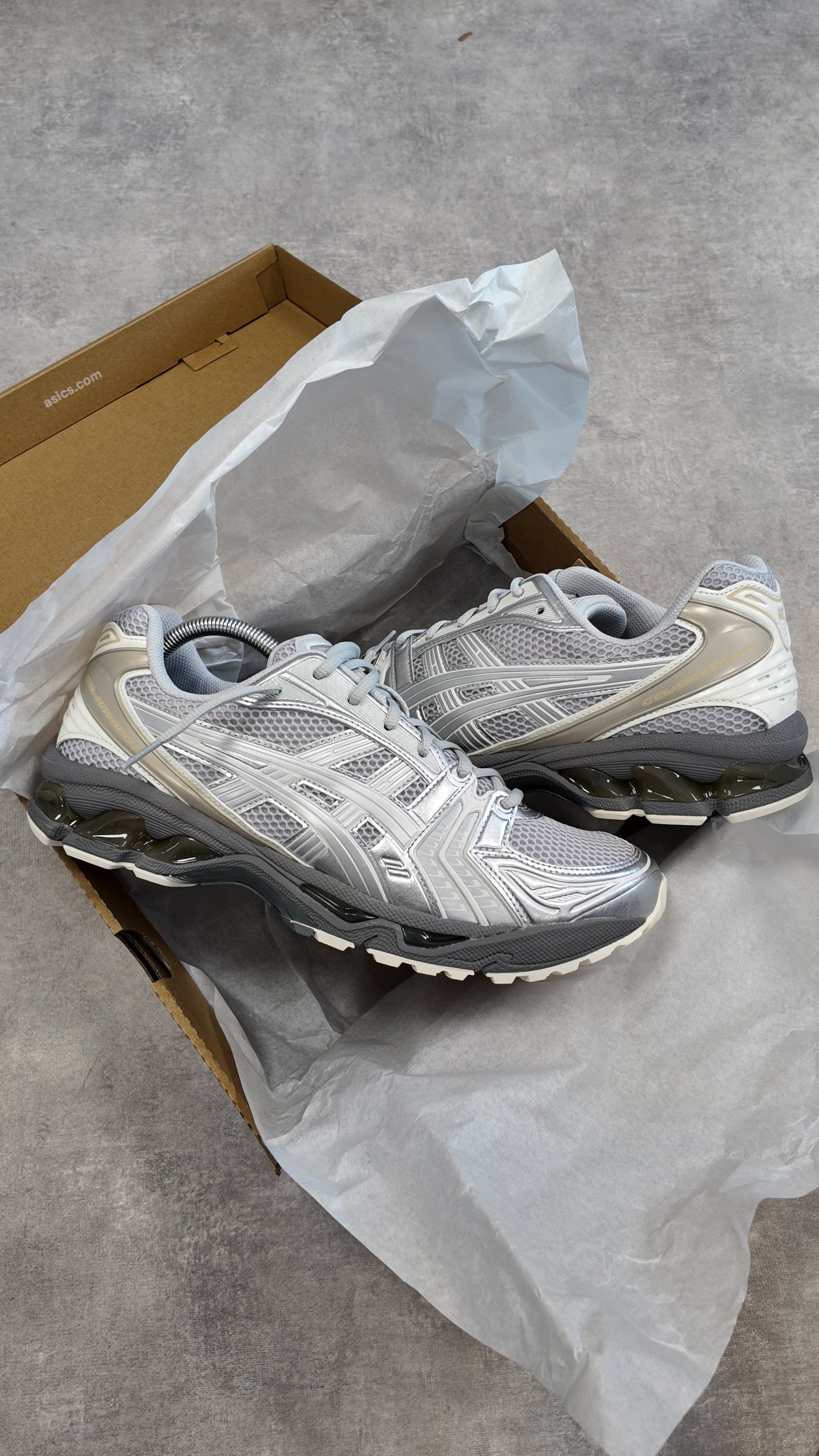 ASICS GEL-KAYANO 14 CONCRETE/PURE SILVER