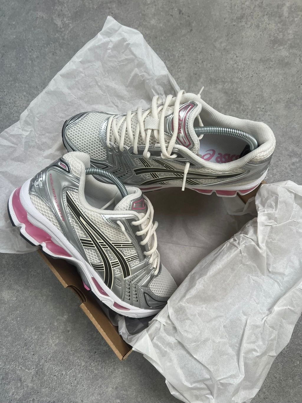 ASICS GEL-KAYANO 14 CREAM/SWEET PINK