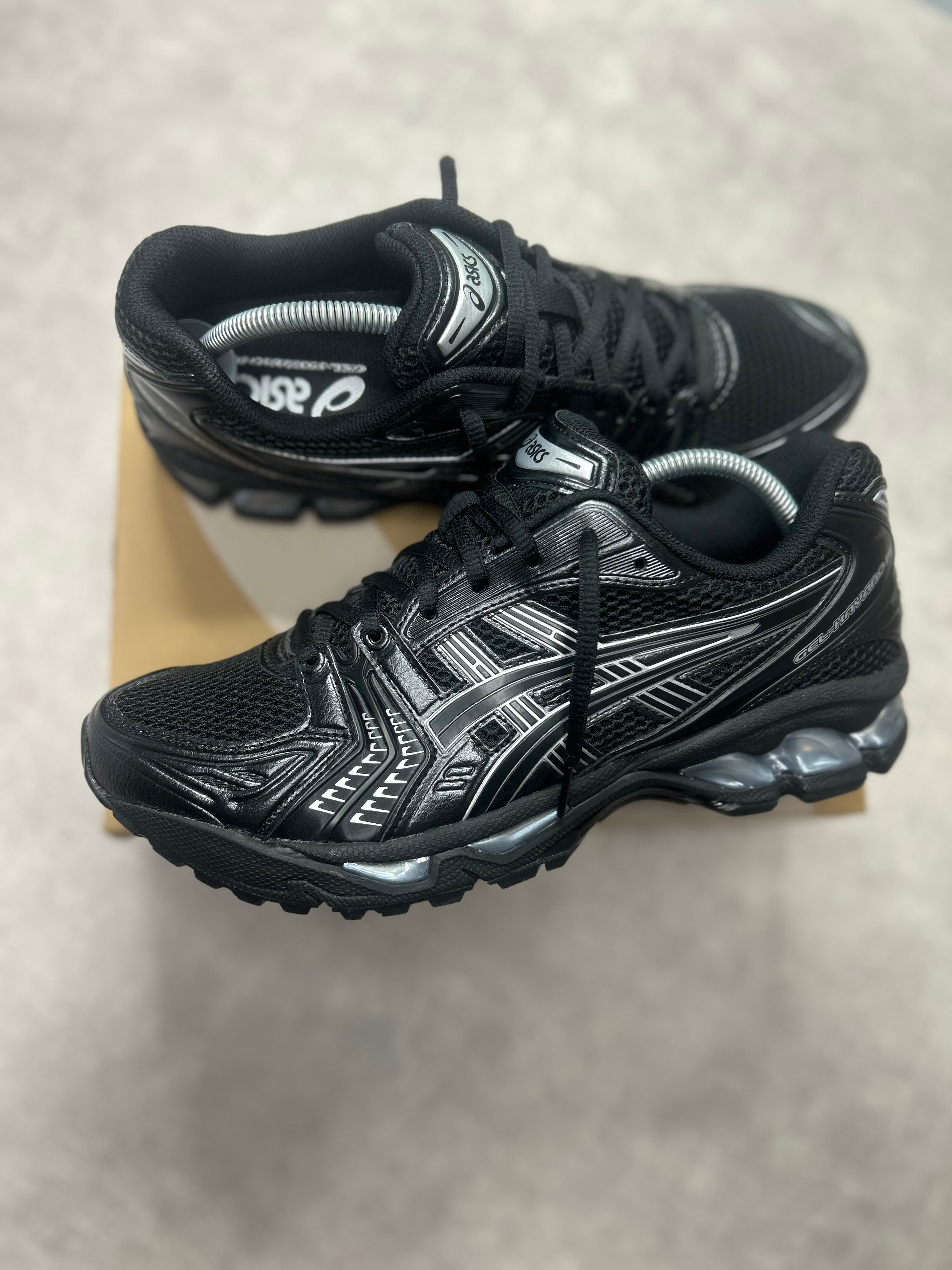 ASICS GEL-KAYANO 14 BLACK/PURE SILVER – Ironsoles