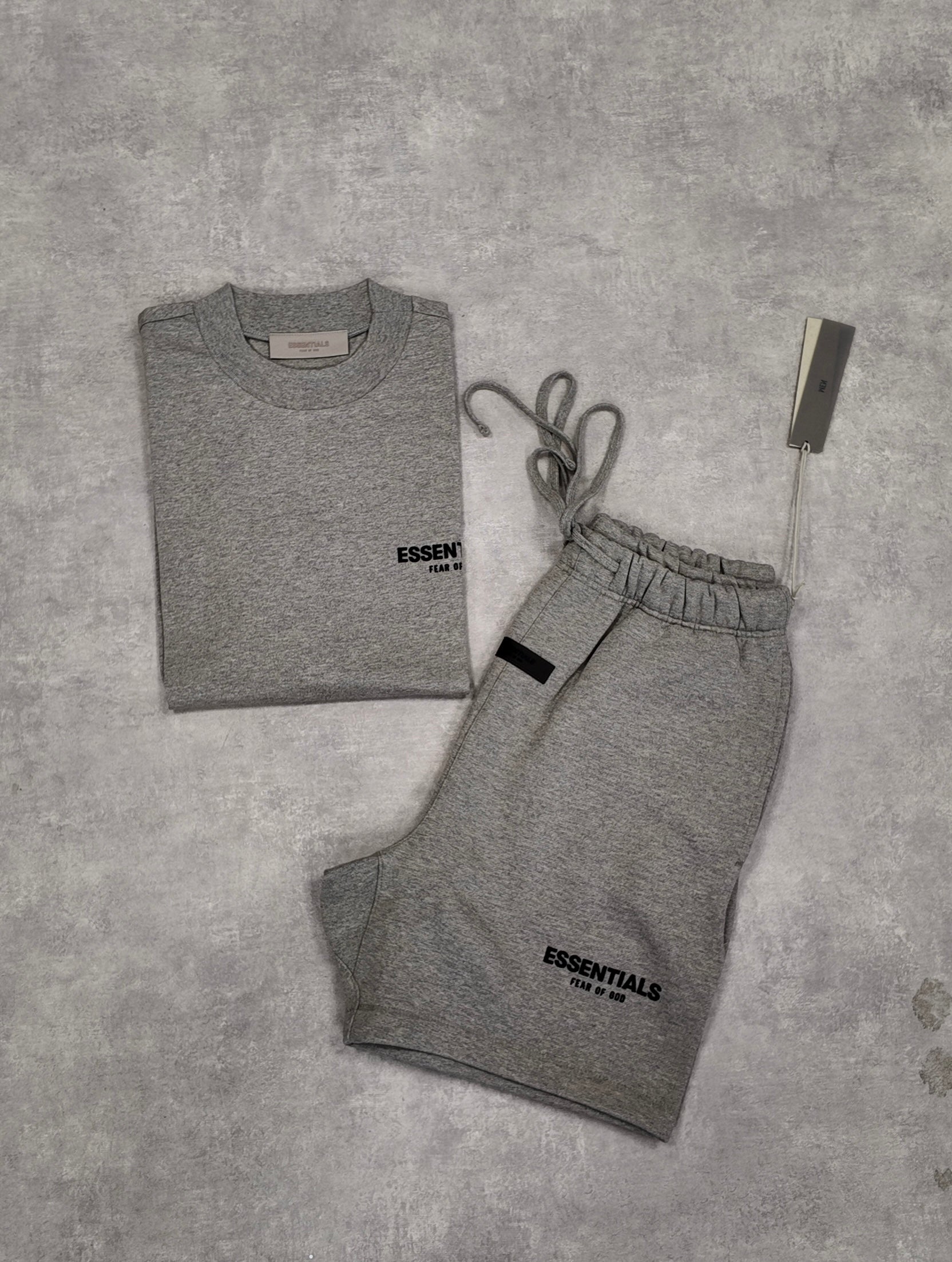 ESSENTIALS FEAR OF GOD SS22 SHORTS - DARK OAT