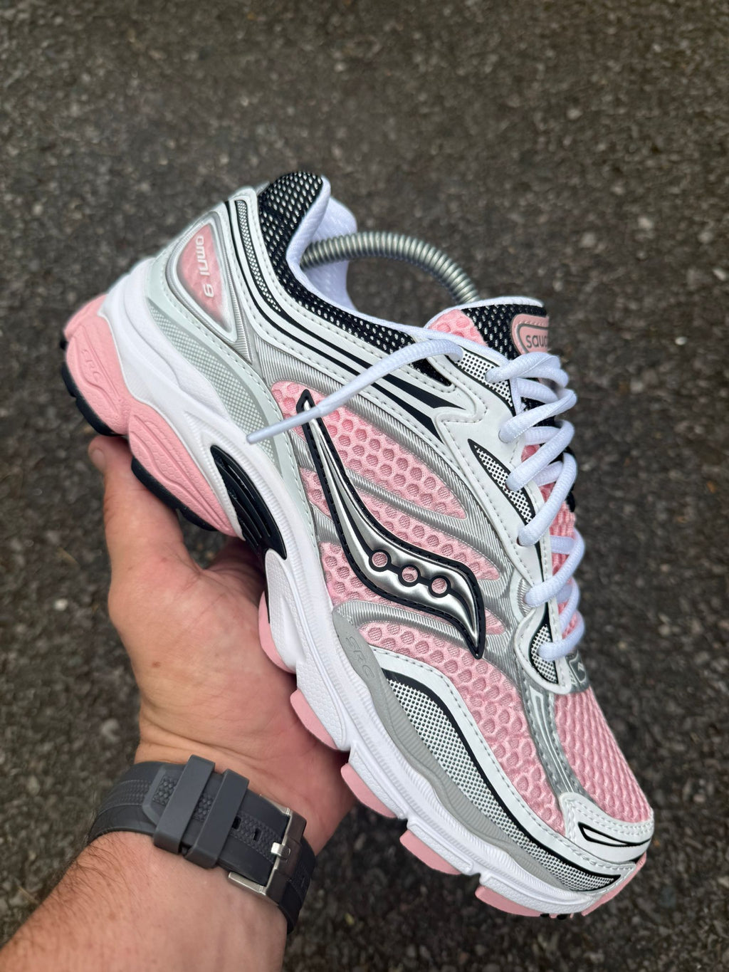 SAUCONY PROGRID OMNI 9 - PINK MESH