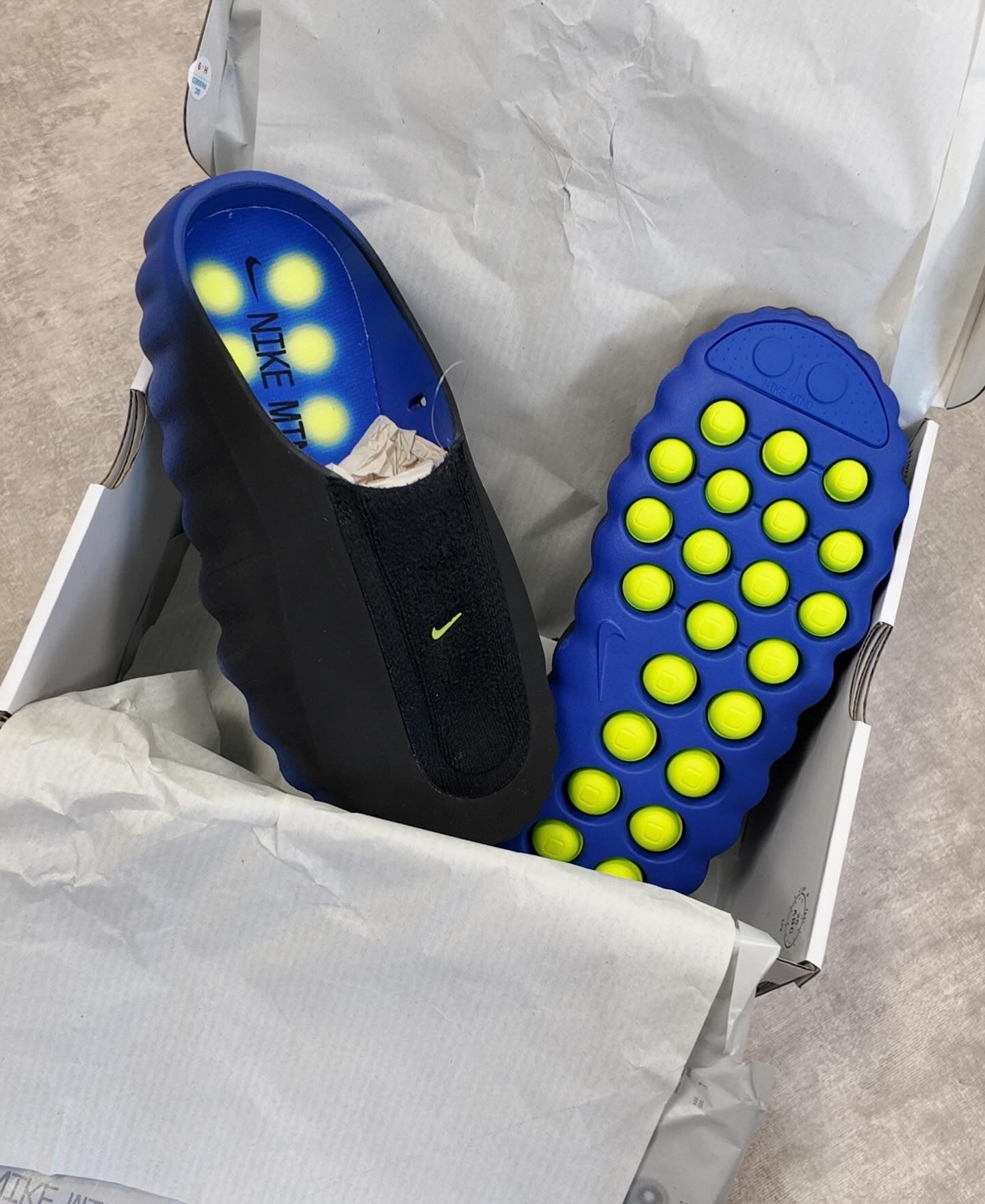 NIKE MIND 001 FLYKNIT HYPER ROYAL