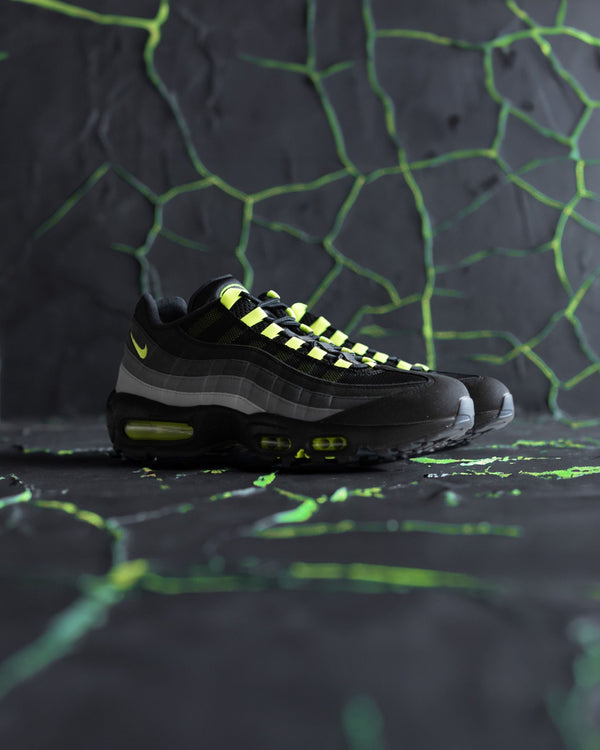 AIR MAX 95 REVERSE NEON