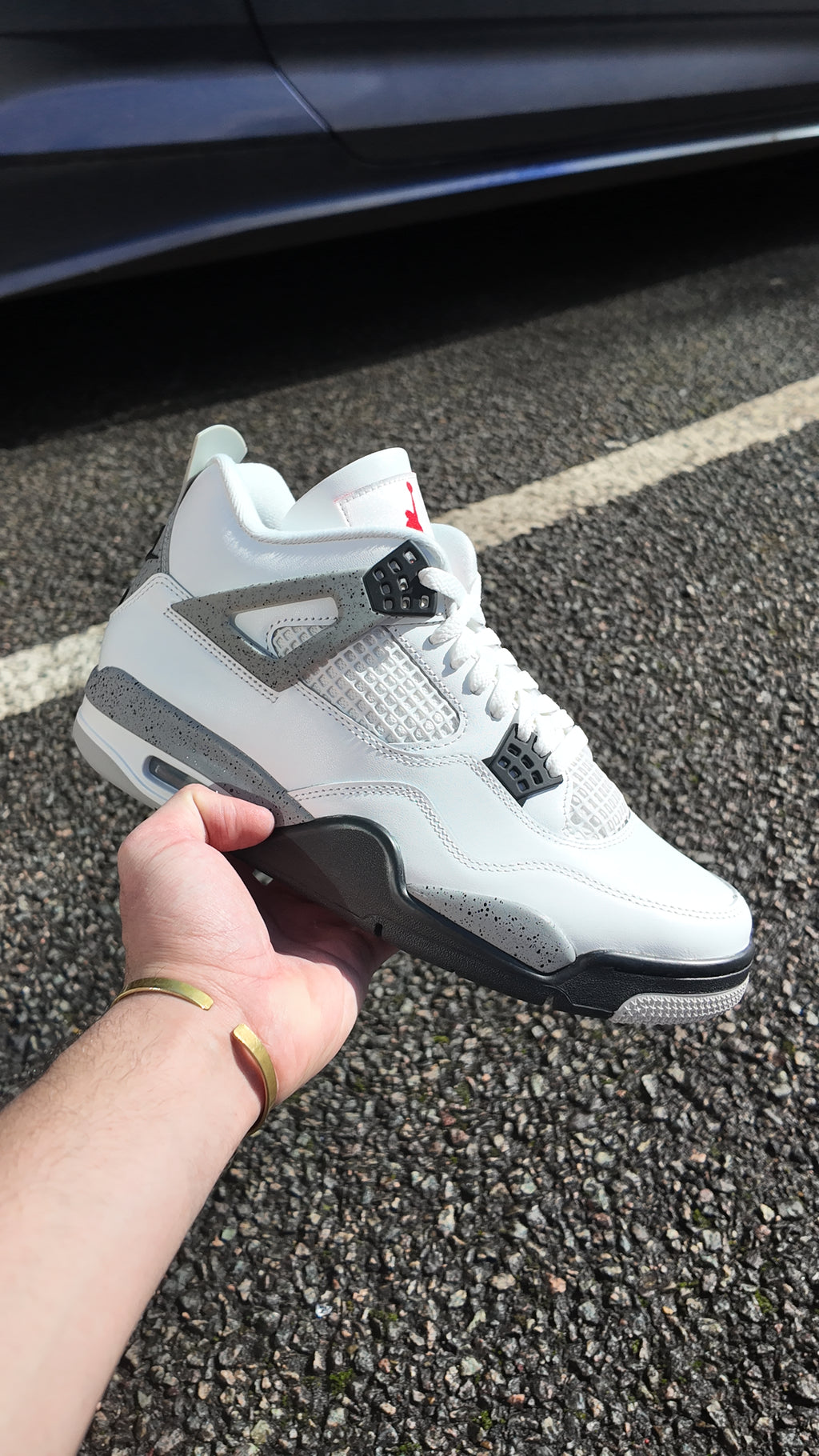 Air Jordan 4 white cement