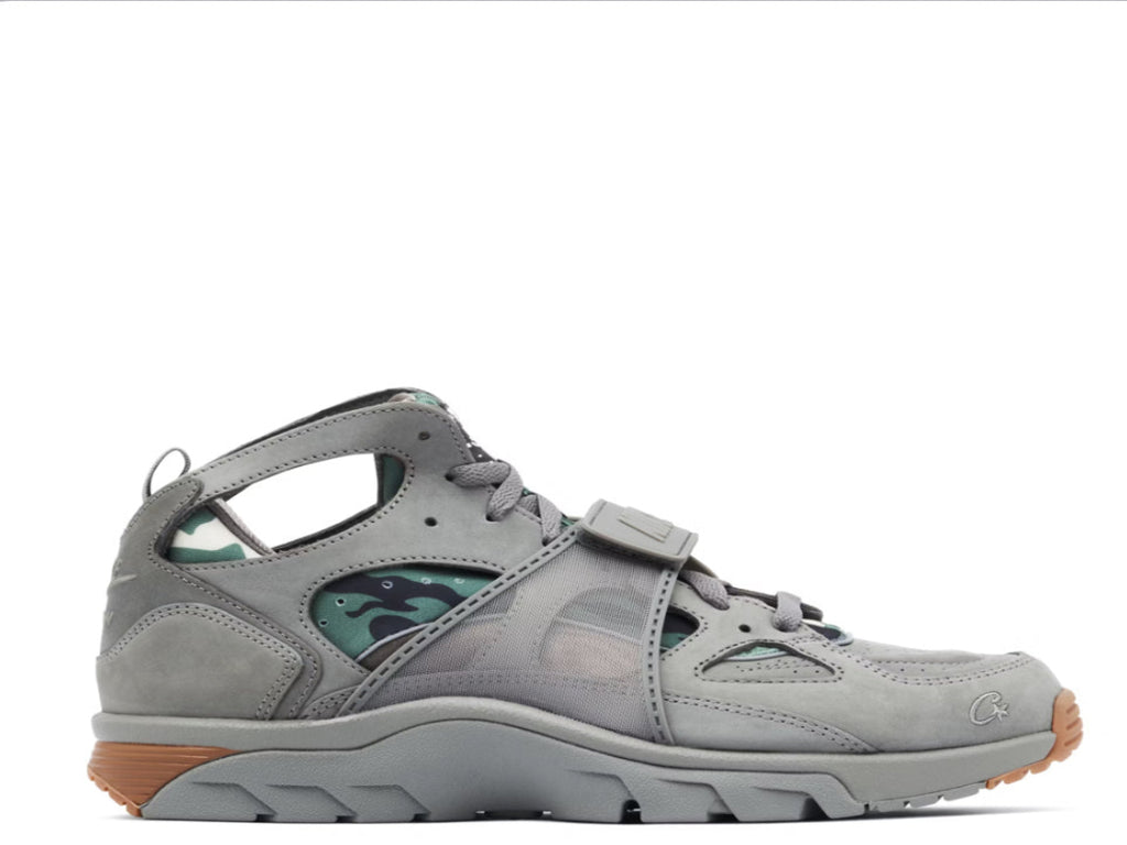 NIKE AIR TRAINER HUARACHE CRTZ GULLY GREY