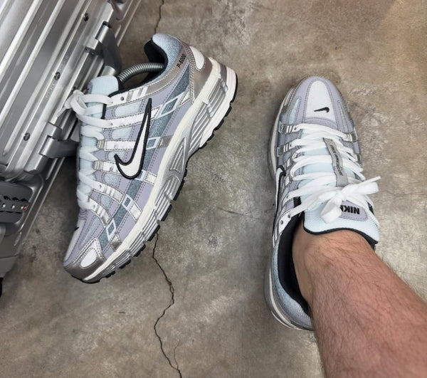 NIKE- P6000 metallic silver wolf