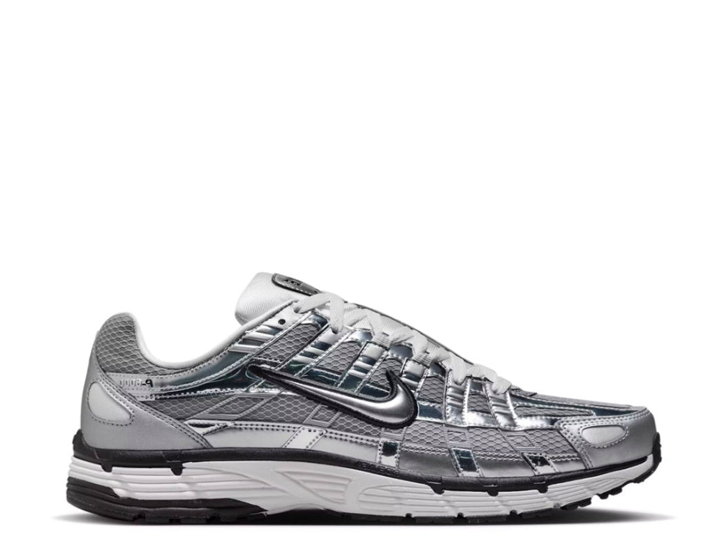 NIKE- P6000 Metallic Silver Sail