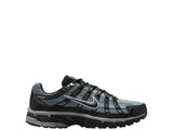 NIKE- P6000 black Cool grey