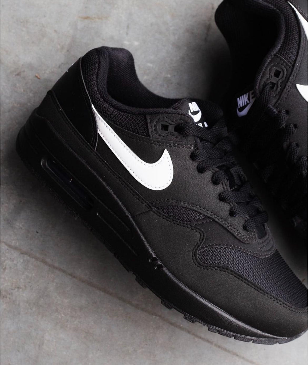 Nike Air Max 1 Black White Swoosh